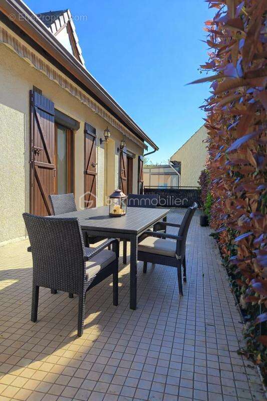 Maison à BALLANCOURT-SUR-ESSONNE