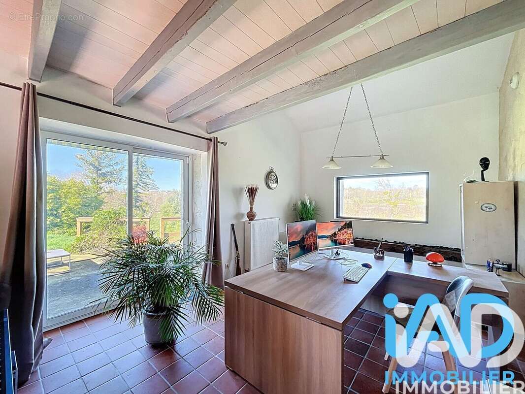 Photo 4 - Maison à ARDIN