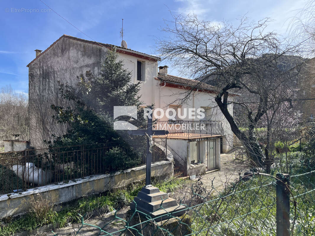 Maison à SAINT-GERVAIS-SUR-MARE