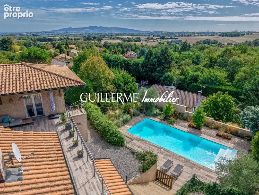 Maison Familiale avec Piscine - Fleurieux-sur-l'Arbresle - photo 2