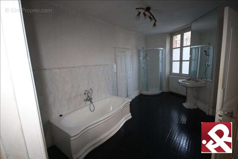 Maison à SAINT-VAURY