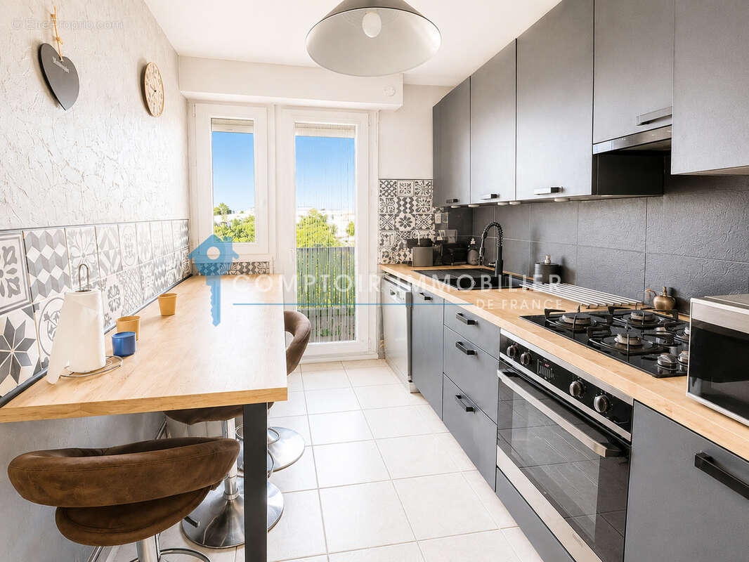 Dépt Hérault (34), à vendre MONTPELLIER Appartement FF4 de 71m2 - Terrasse - parking - cave. - photo 3
