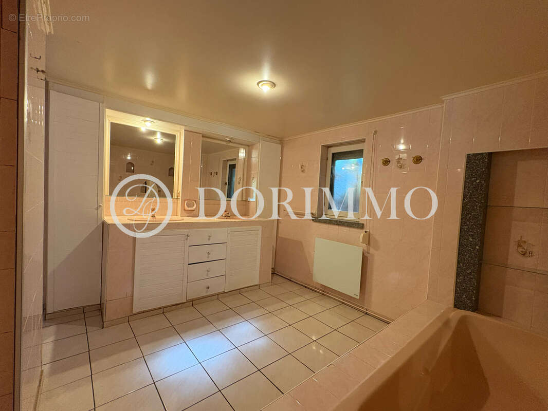 Maison 150 m² à Breteuil  - photo 7