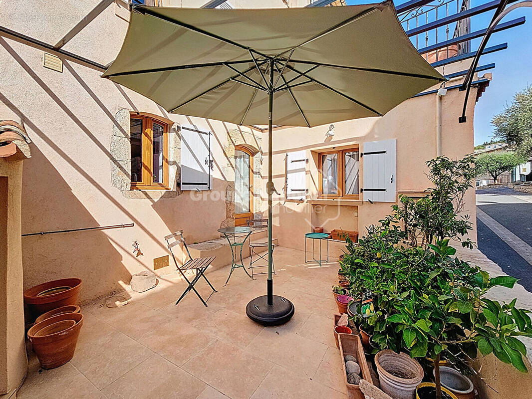 Appartement à FAYENCE