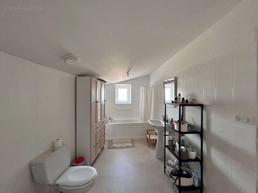 Maison Romans 6 pièce(s) 183.20 m2 - photo 8