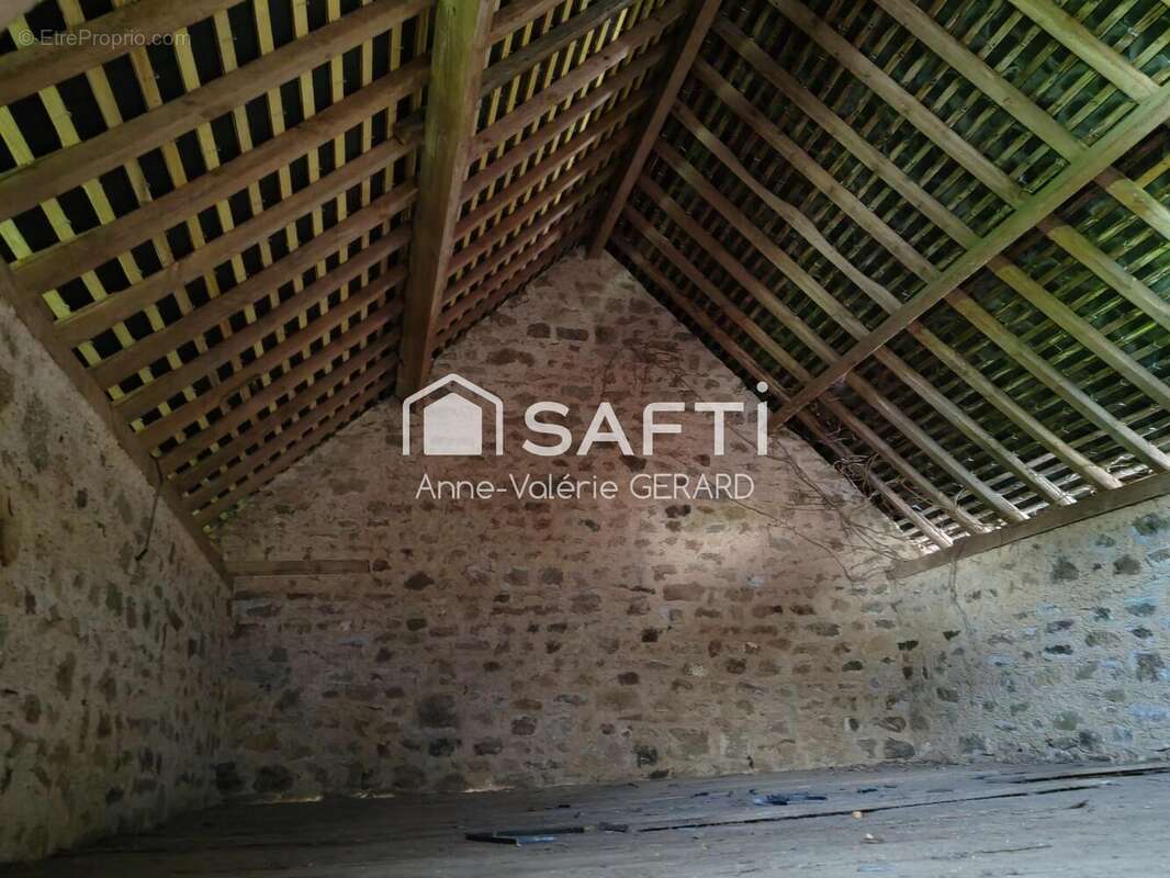 Maison 80 m² à Buais  - photo 6