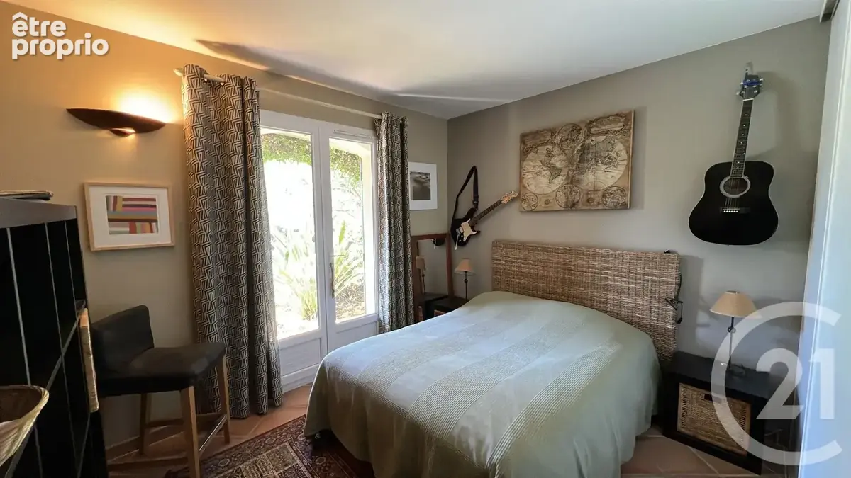 Maison 131 m² à Castillon-Du-Gard  - photo 12