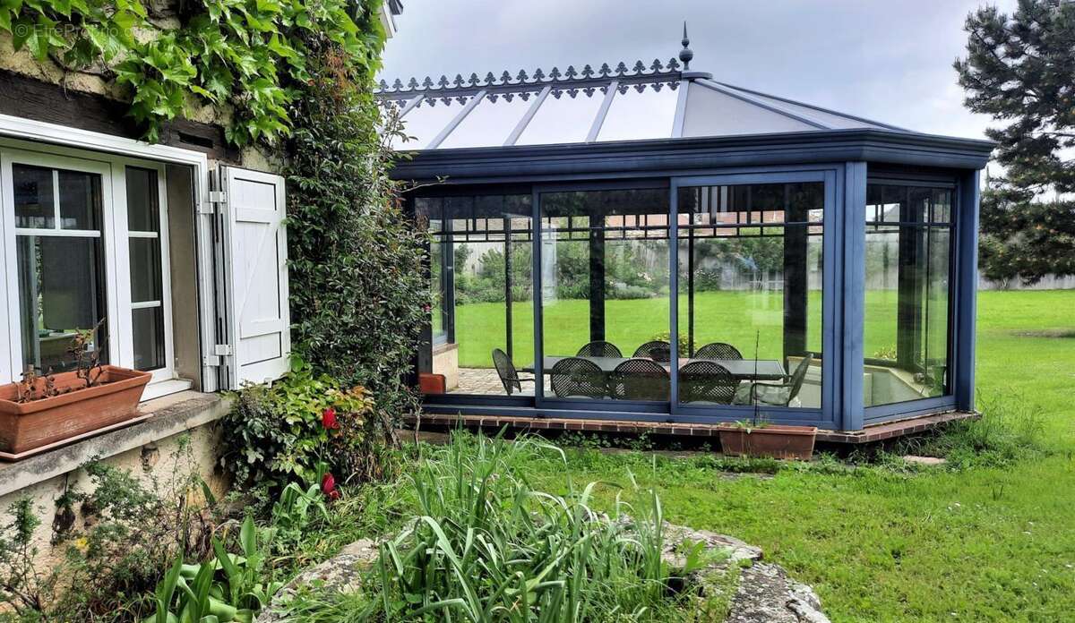 Maison à BU