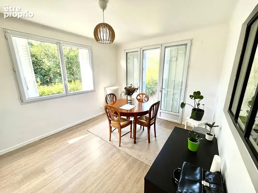 SAINT-LEU-LA-FORÊT, maison individuelle de 157 m² sur sous-sol total, sur un terrain de 563 m². - photo 6