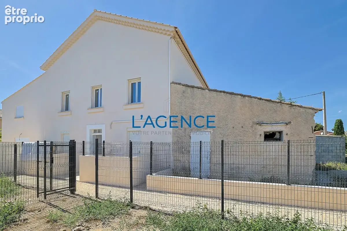 Appartement à LA CRAU