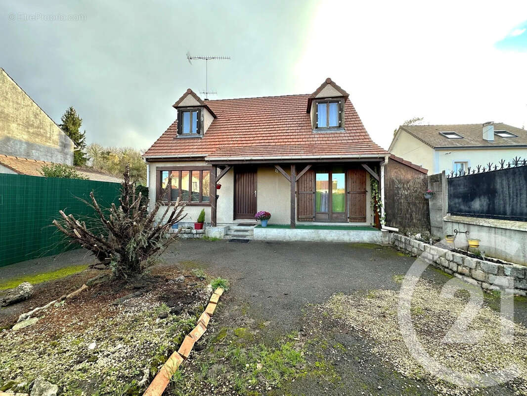 Maison à LAGNY-SUR-MARNE