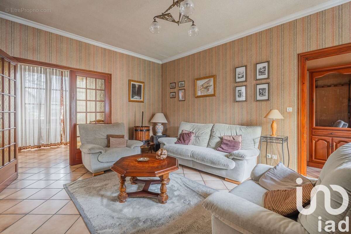 Photo 3 - Maison à JARRIE