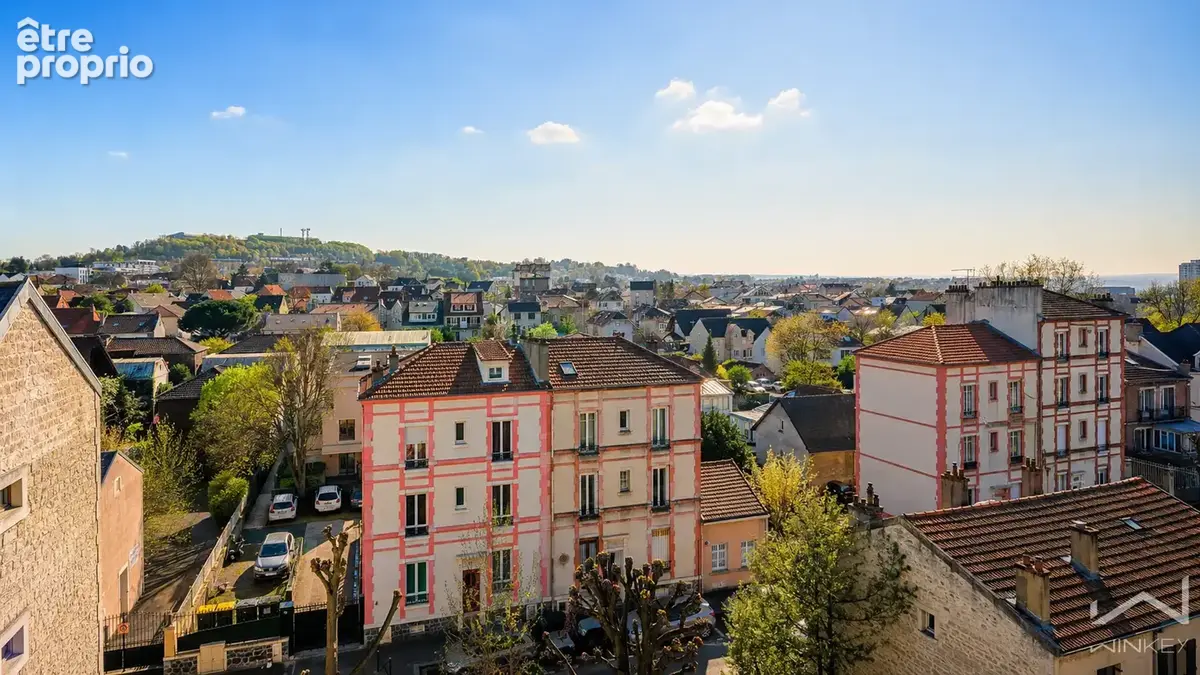 Nanterre · Plateau Mont-Valérien — 4 pièces 82 m2 · Dernier étage · Vue dégagée - photo 3