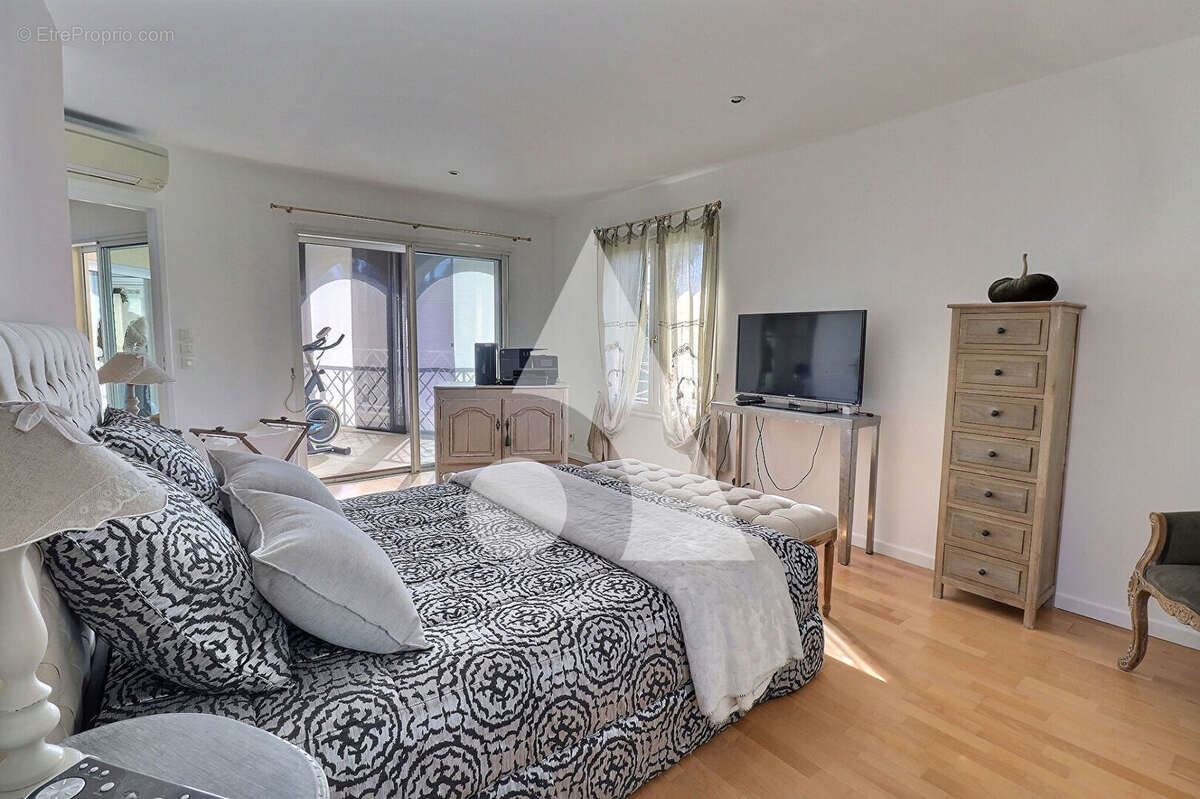 Maison à SAINT-RAPHAEL