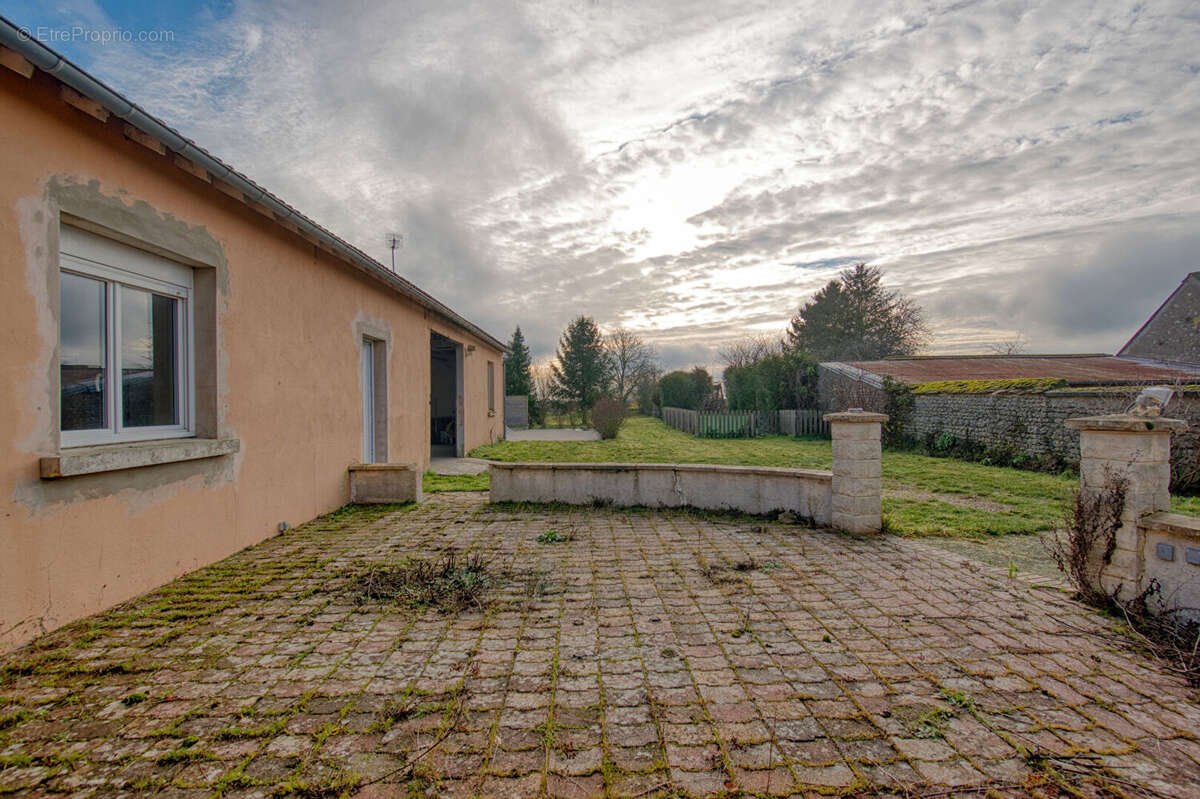 Maison à MALESHERBES