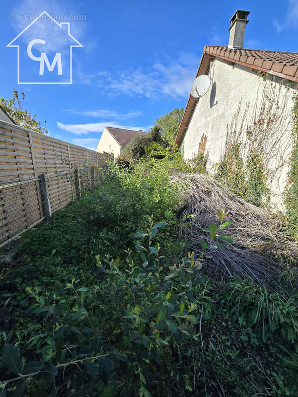 Maison à SAINT-MAURICE-LES-BROUSSES