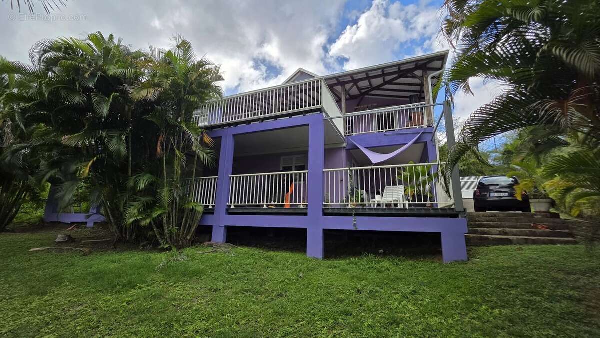 Maison à LES TROIS-ILETS