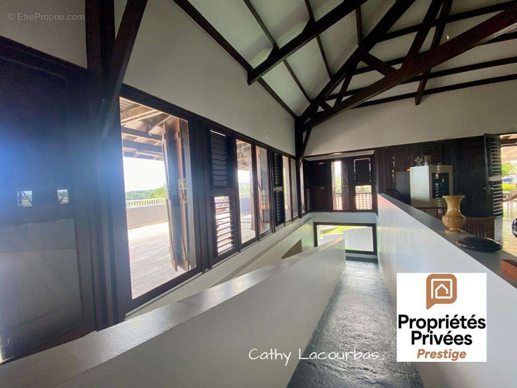 Maison à PETIT-BOURG