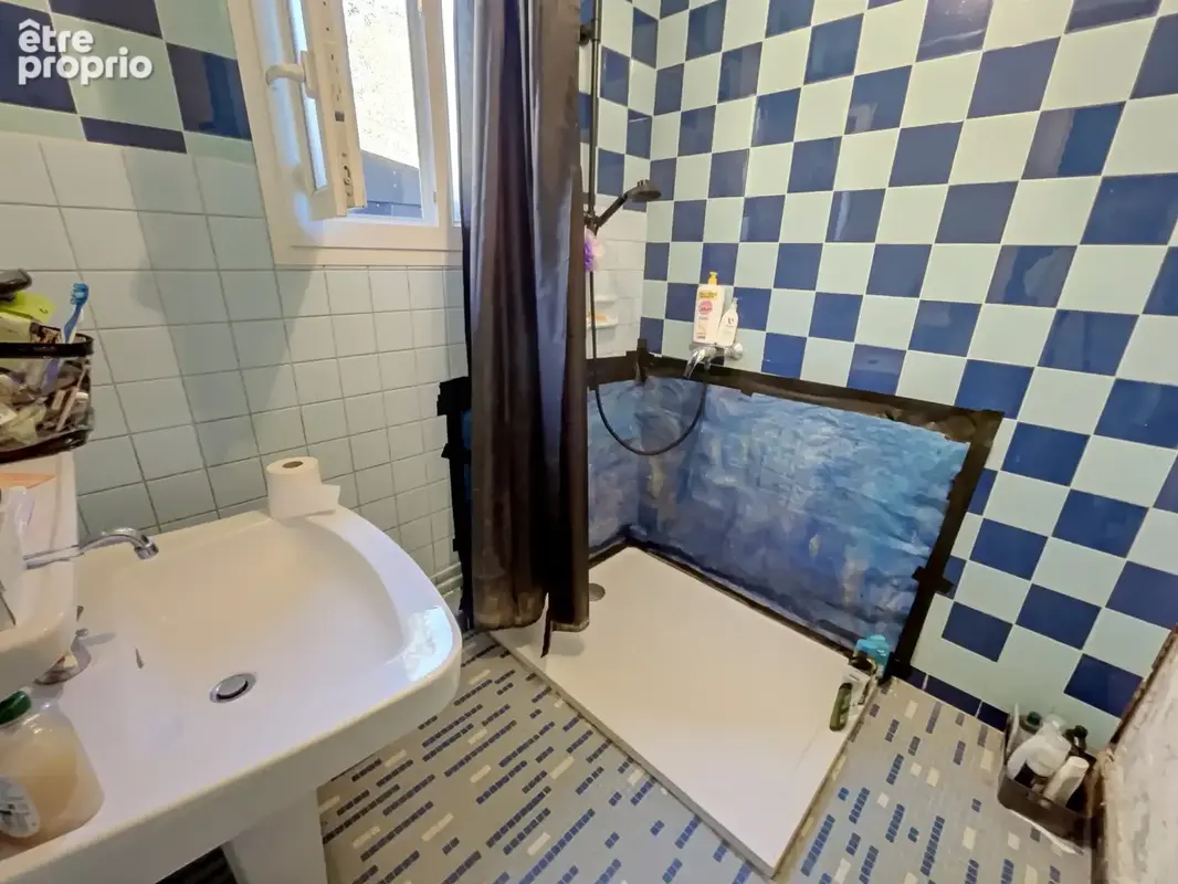 À découvrir : maison 4 chambres à finir de rénover - photo 7