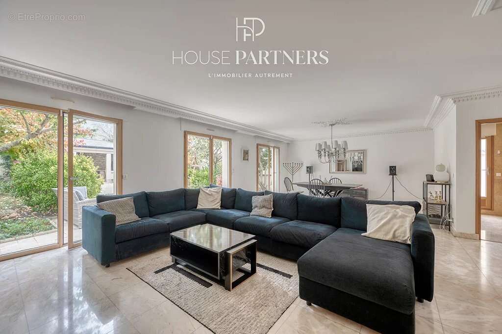 Appartement à RUEIL-MALMAISON