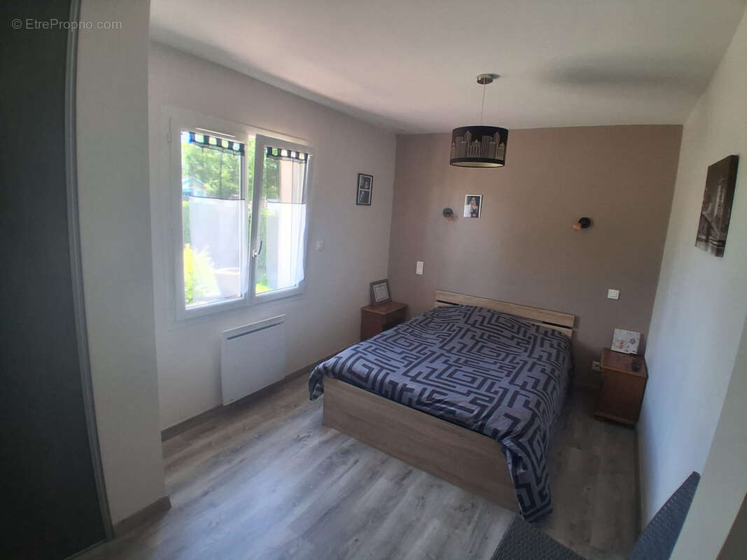 Maison à TAVAUX-ET-PONTSERICOURT