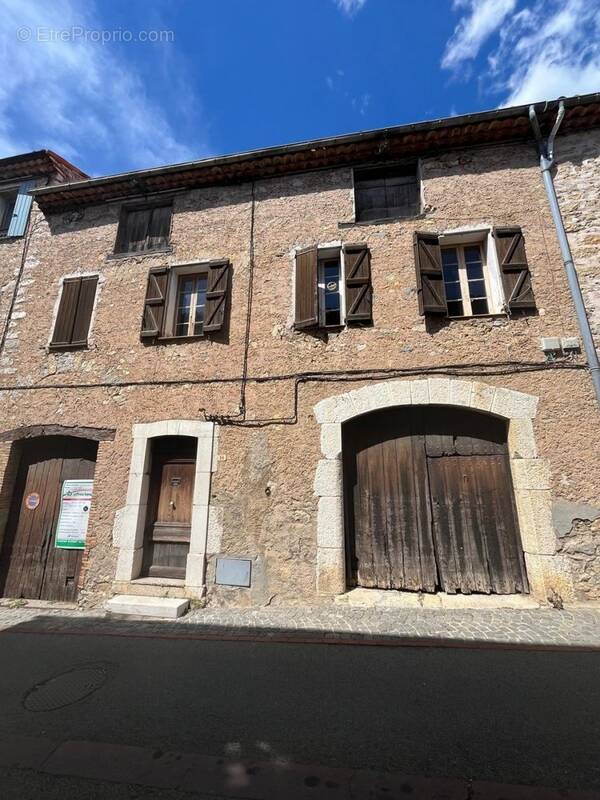 Maison à MONTAUROUX