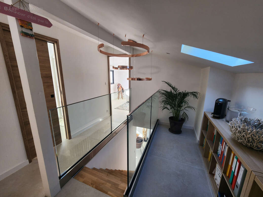 Maison à FREJUS