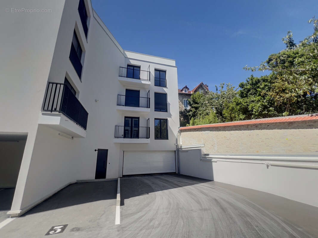 Appartement à POMPONNE