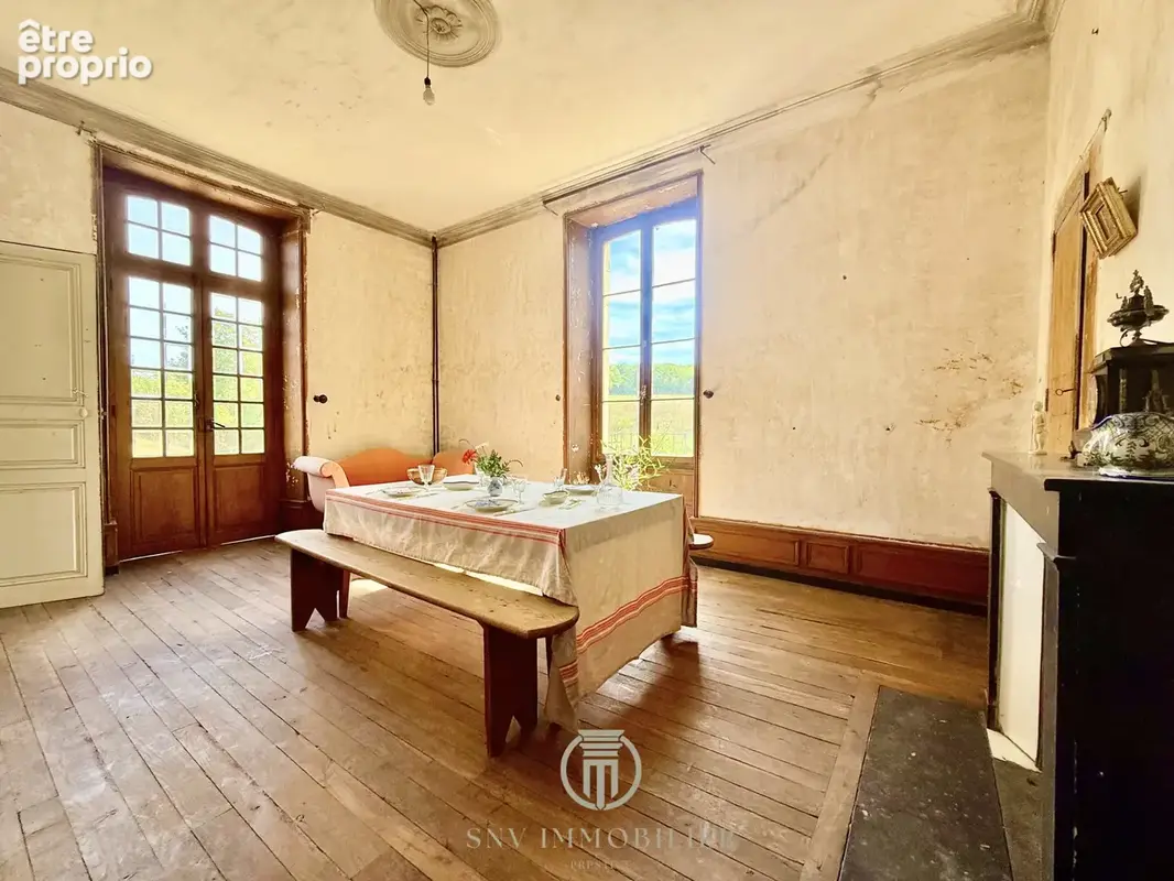 Propriété rare avec maison de maître, corps de fermé loué, tourelle et de nombreuses dépendances - photo 6