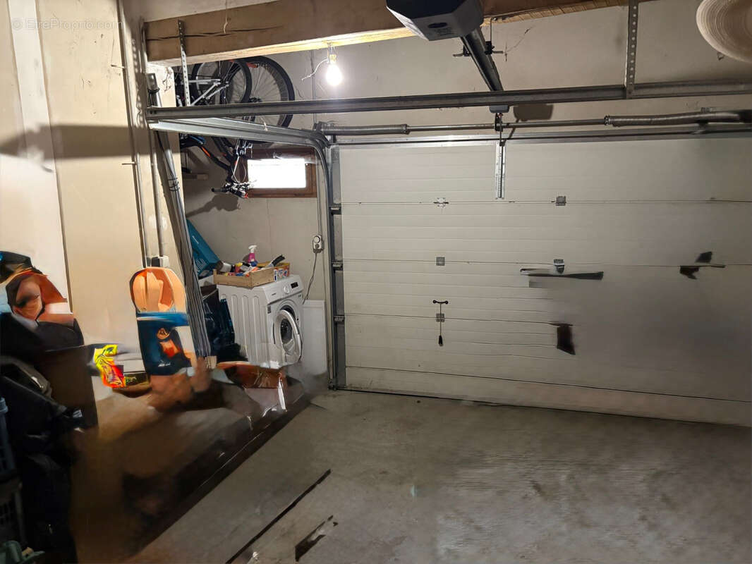 Coussac Bonneval maison de 6 pièces  proche des commerces avec cour et garage - photo 19