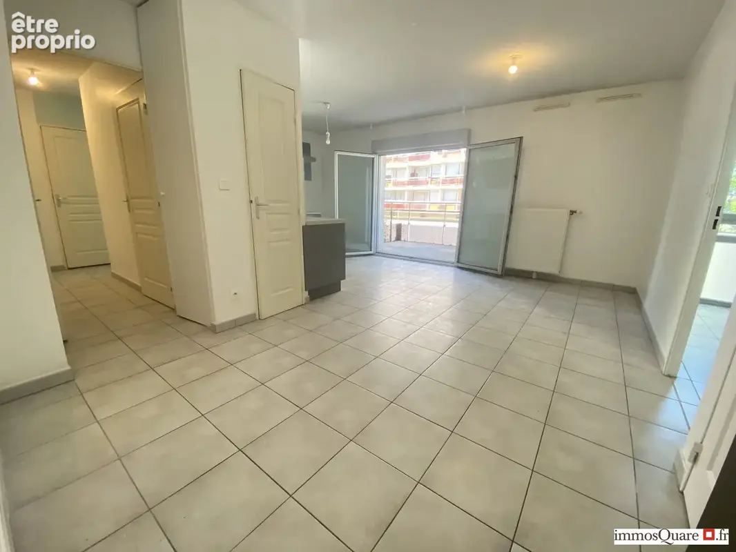 Appartement 60 m² à Bron  - photo 4