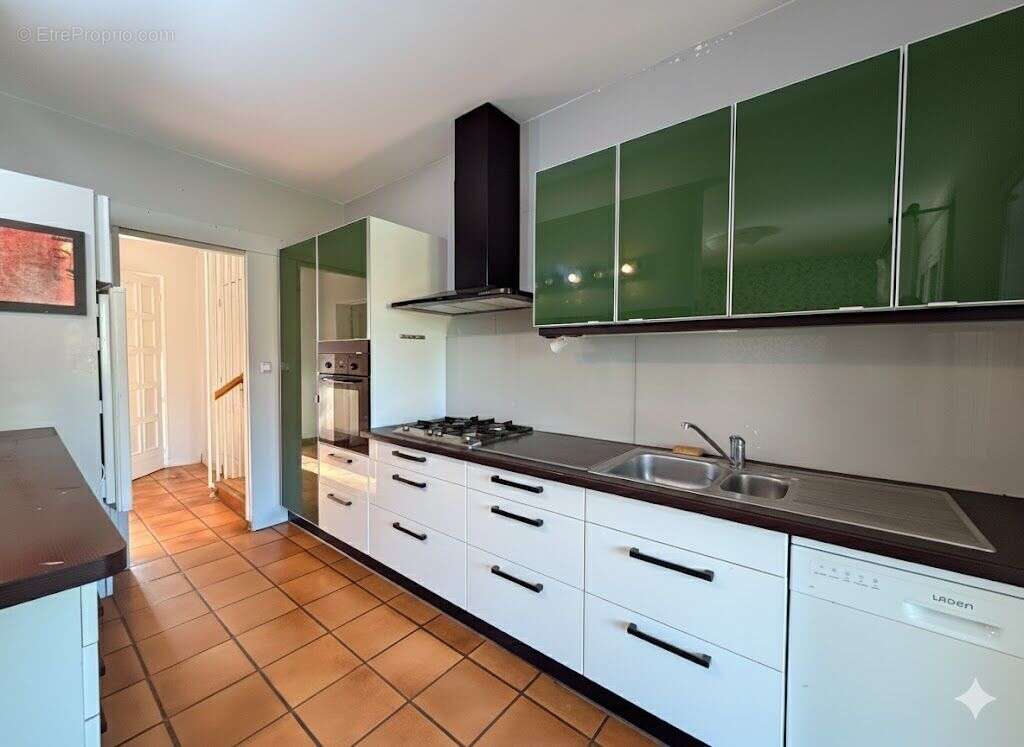 Maison familiale au calme avec sous-sol ! - photo 5