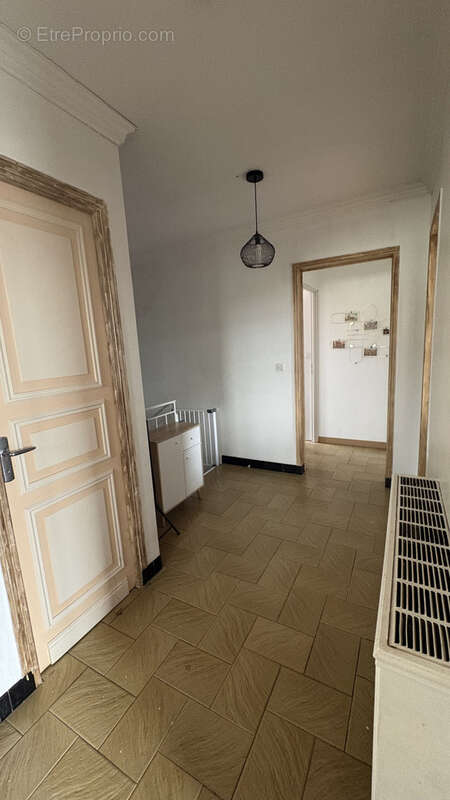 Agréable maison 8 pieces avec jardin et garage individuel - photo 7