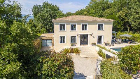 Maison à VALBONNE