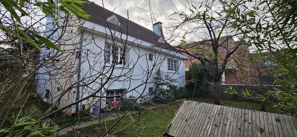 Maison à COLOMBES