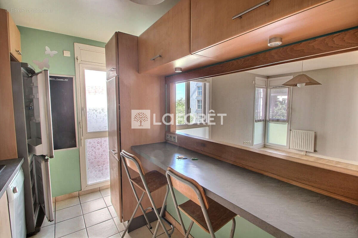 Appartement à NANTERRE