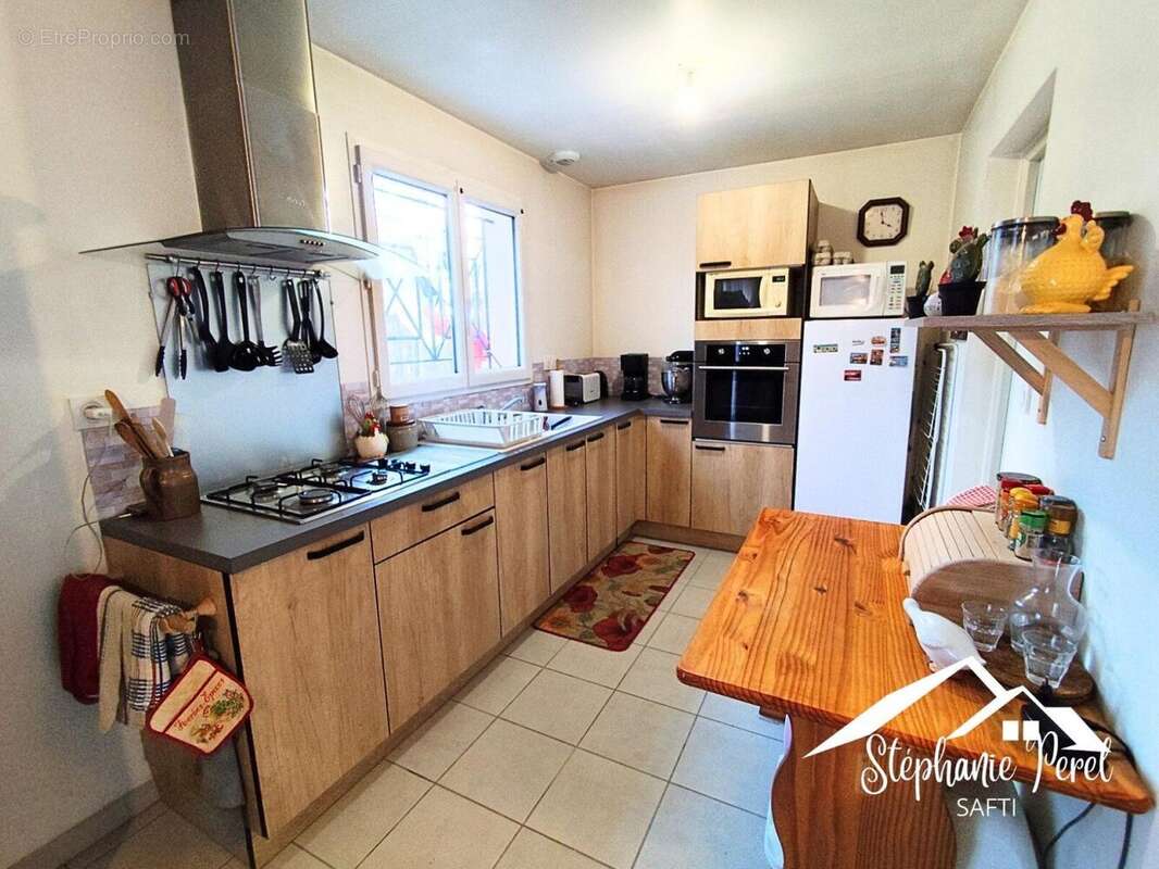 Photo 2 - Maison à PEYRELEVADE