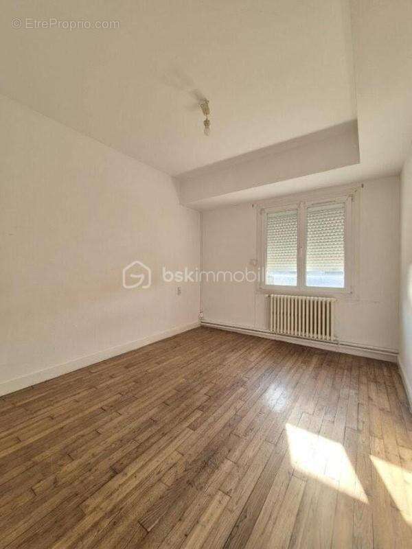 Appartement à LASSAY-LES-CHATEAUX