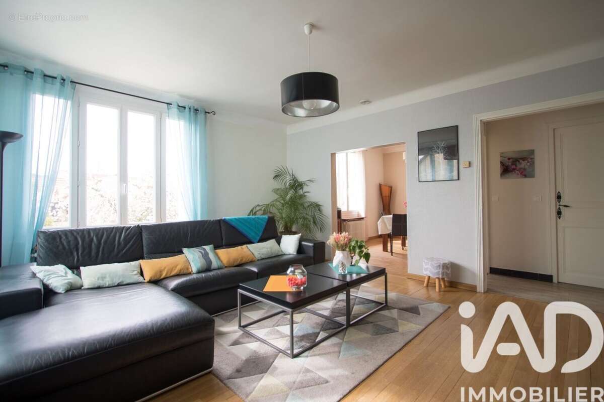 Photo 3 - Maison à BOIS-D'ARCY