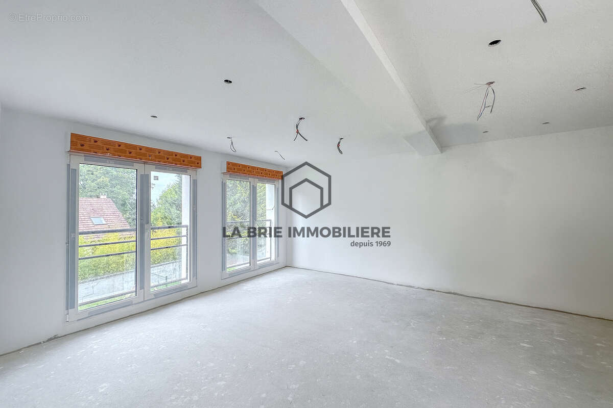 Appartement à BOISSY-SAINT-LEGER