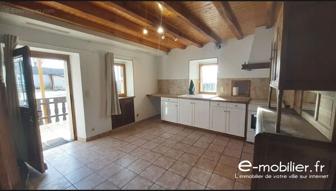 Maison à SAINT-EUSEBE