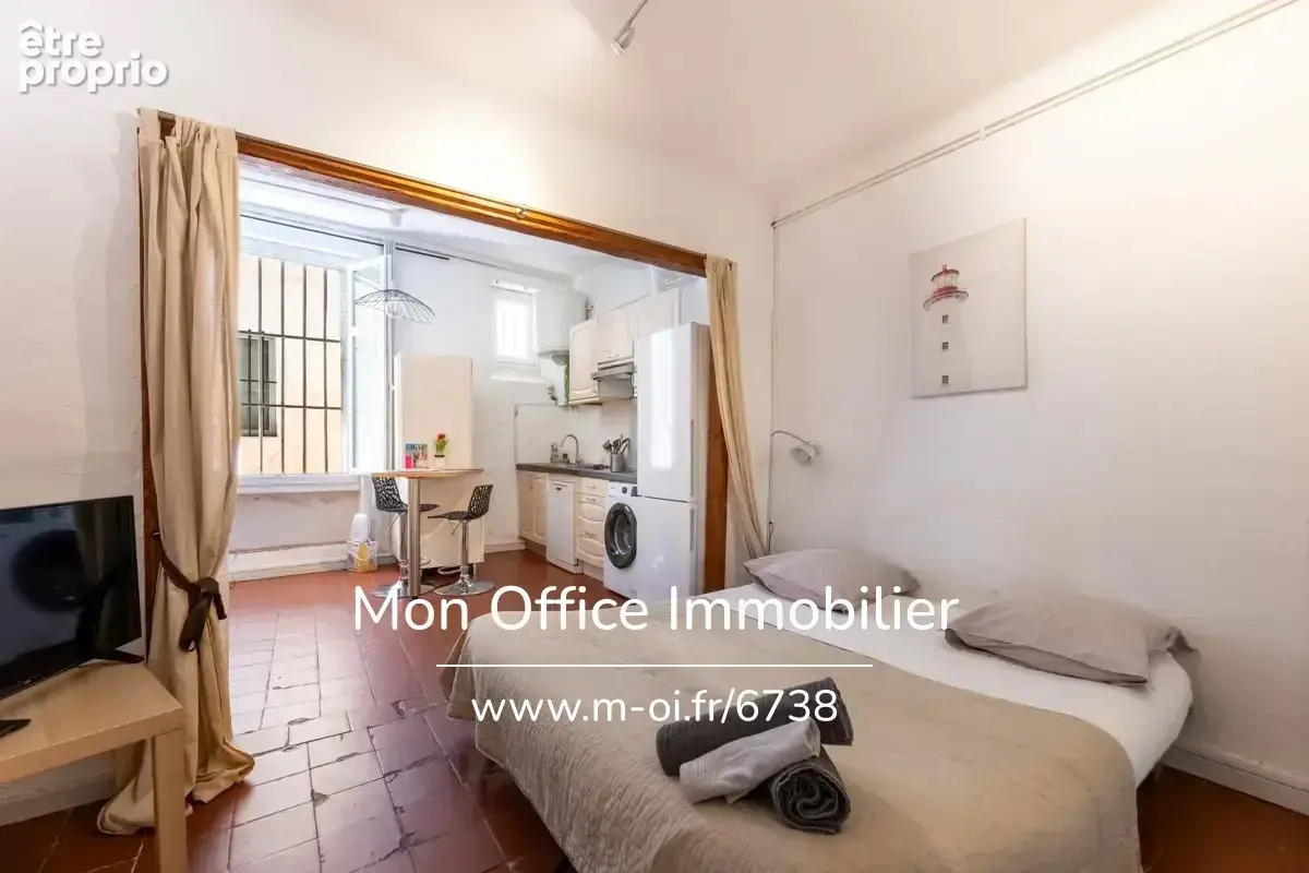 Référence : 6738-YAN. - Appartement 1 pièce en centre ville - photo 5