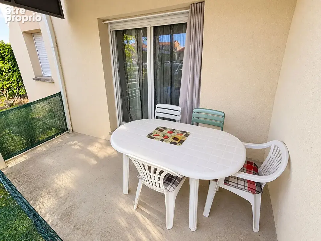 Spécial Investisseurs - T2 vendu loué avec place de parking et balcon - photo 2