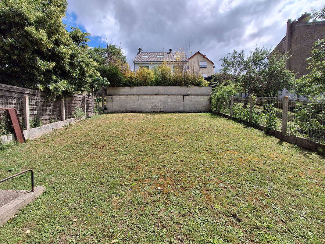 Appartement à CORBEIL-ESSONNES