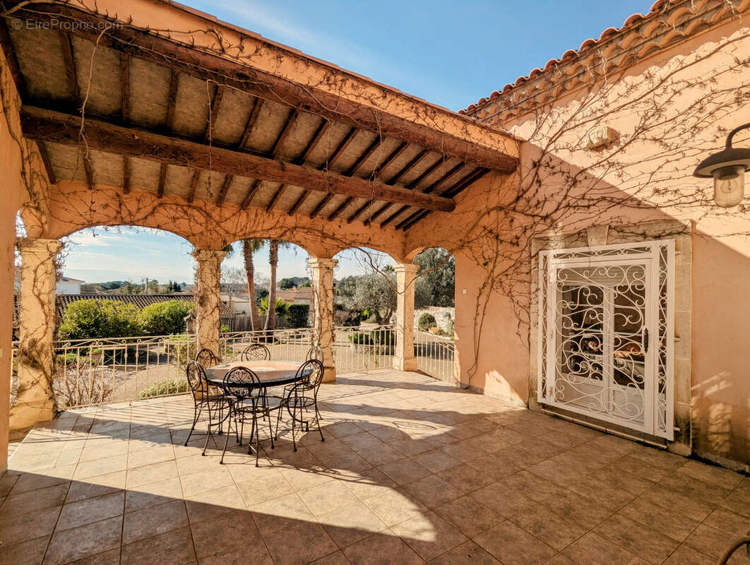 Maison à ESPONDEILHAN