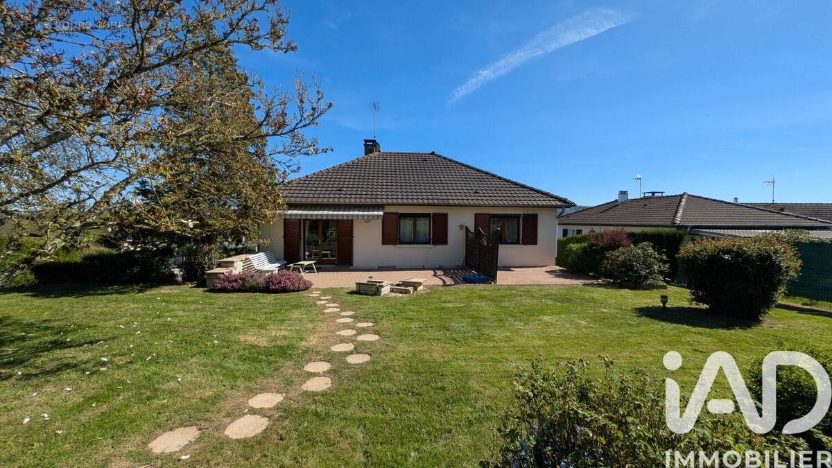 Photo 1 - Maison à FAVERNEY