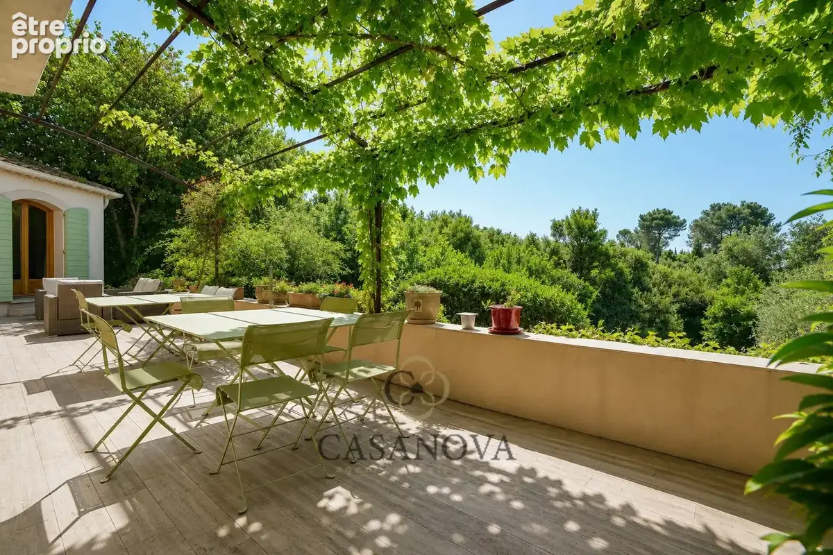 Mont Valat, bastide 196 m², vue dégagée, piscine, double garage - Sommières, entre Nimes et Montpellier. - photo 10