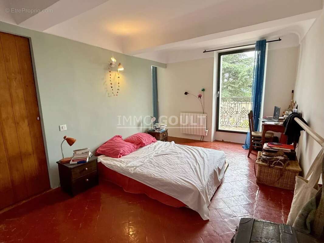 Maison à SAINT-SATURNIN-LES-APT