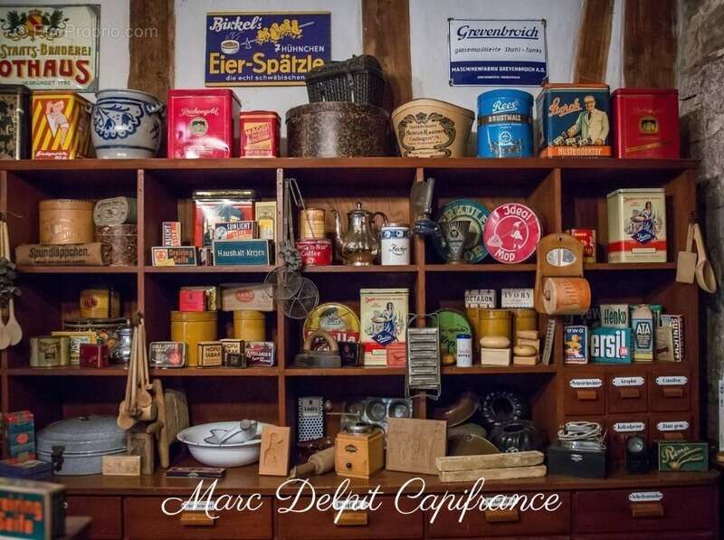 Commerce à CANET-EN-ROUSSILLON