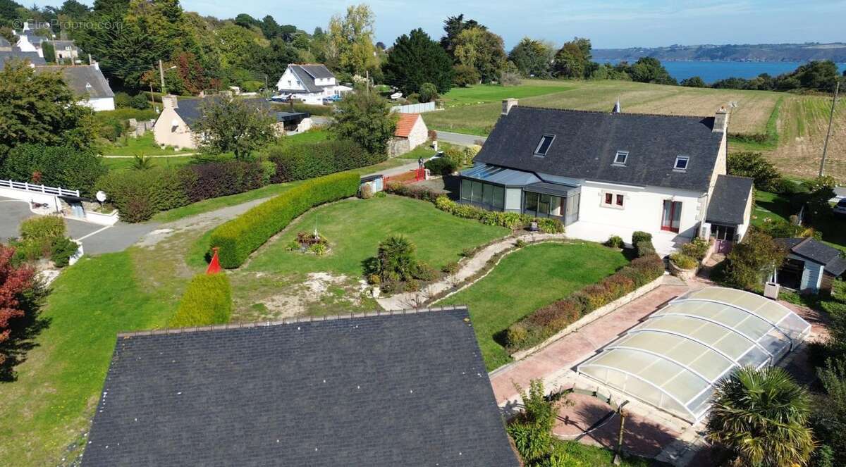 Avec piscine, à moins d'1km de la mer, sur la Corniche Plestin-les-Grèves - photo 6